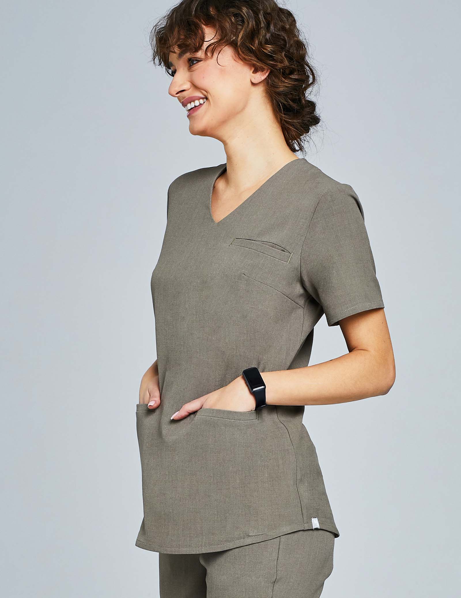 OUTLET Grace Medical Sweatshirt - DARK SAND