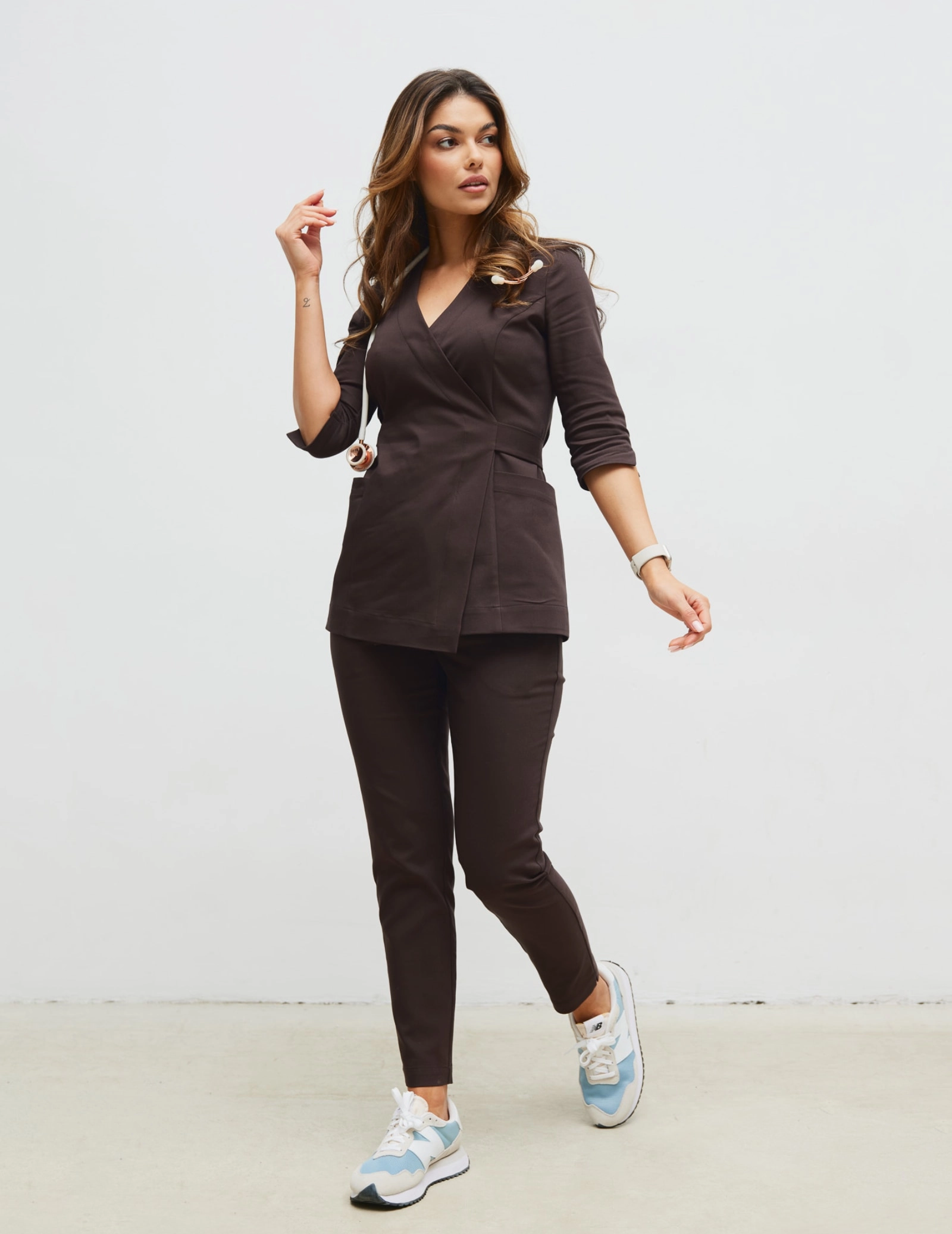 Women's Medical Scrub Pants Slim Fit - ESPRESSO