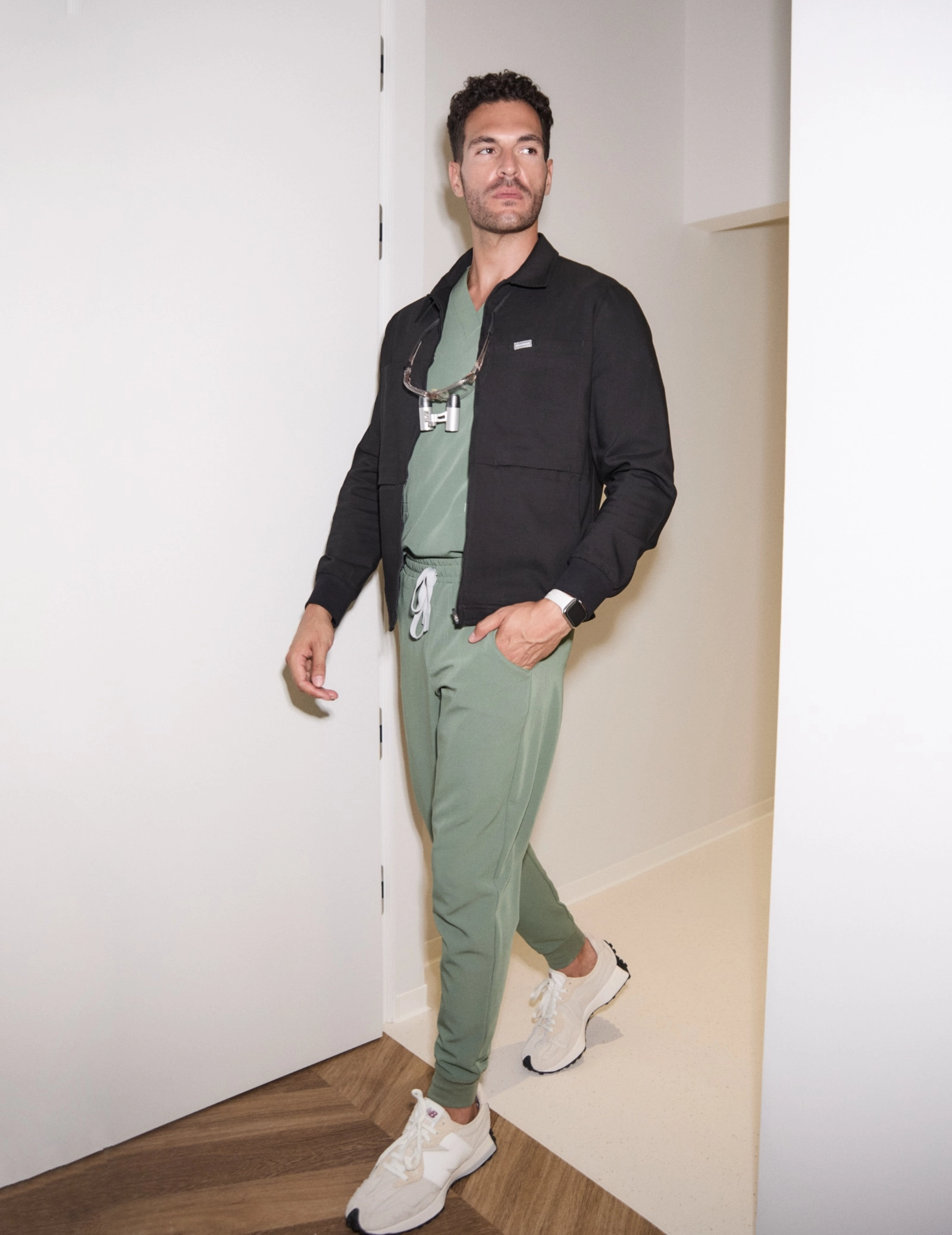 Hunter Men’s Medical Jacket - BLACK