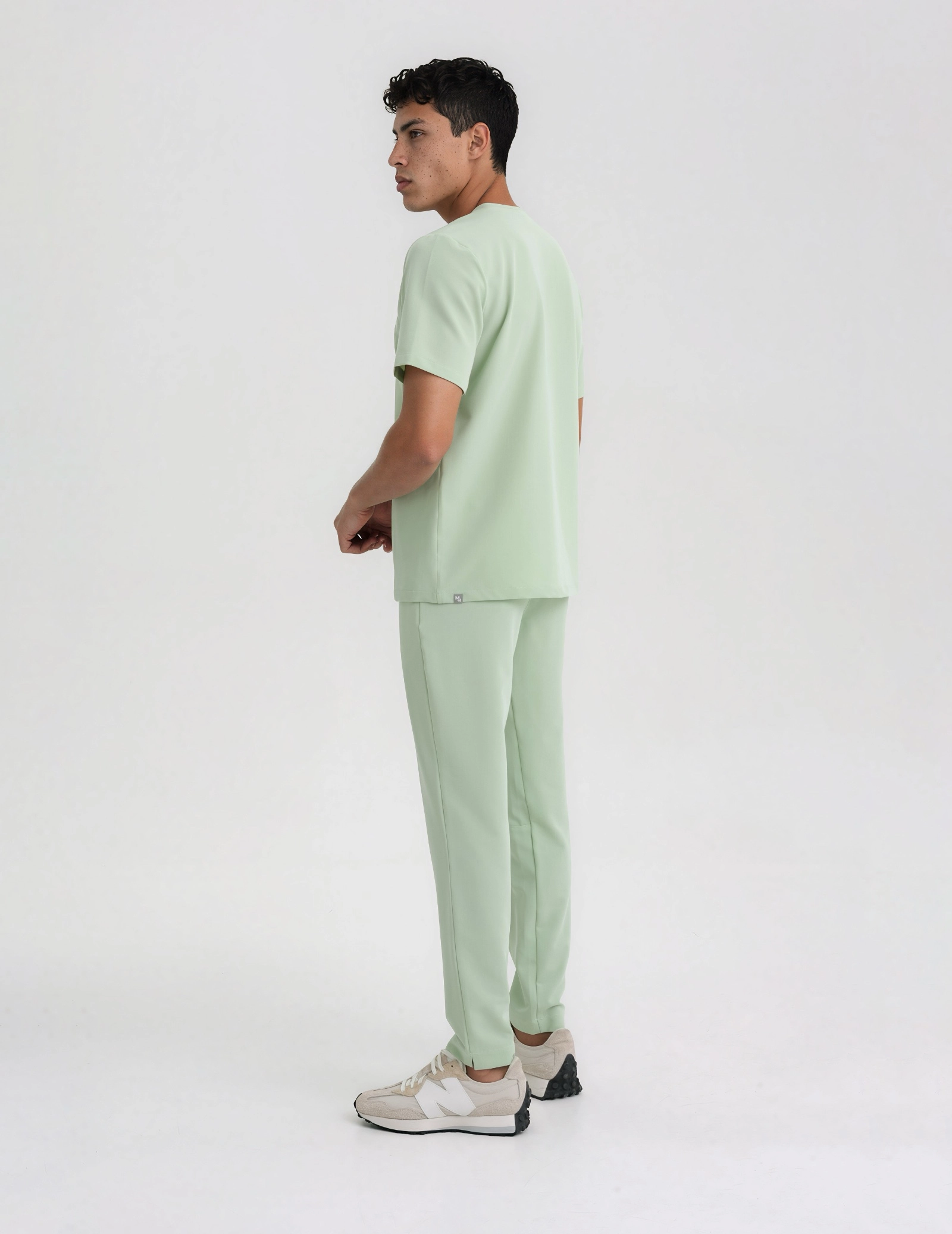 Men's Basic Pants - MATCHA LATTE