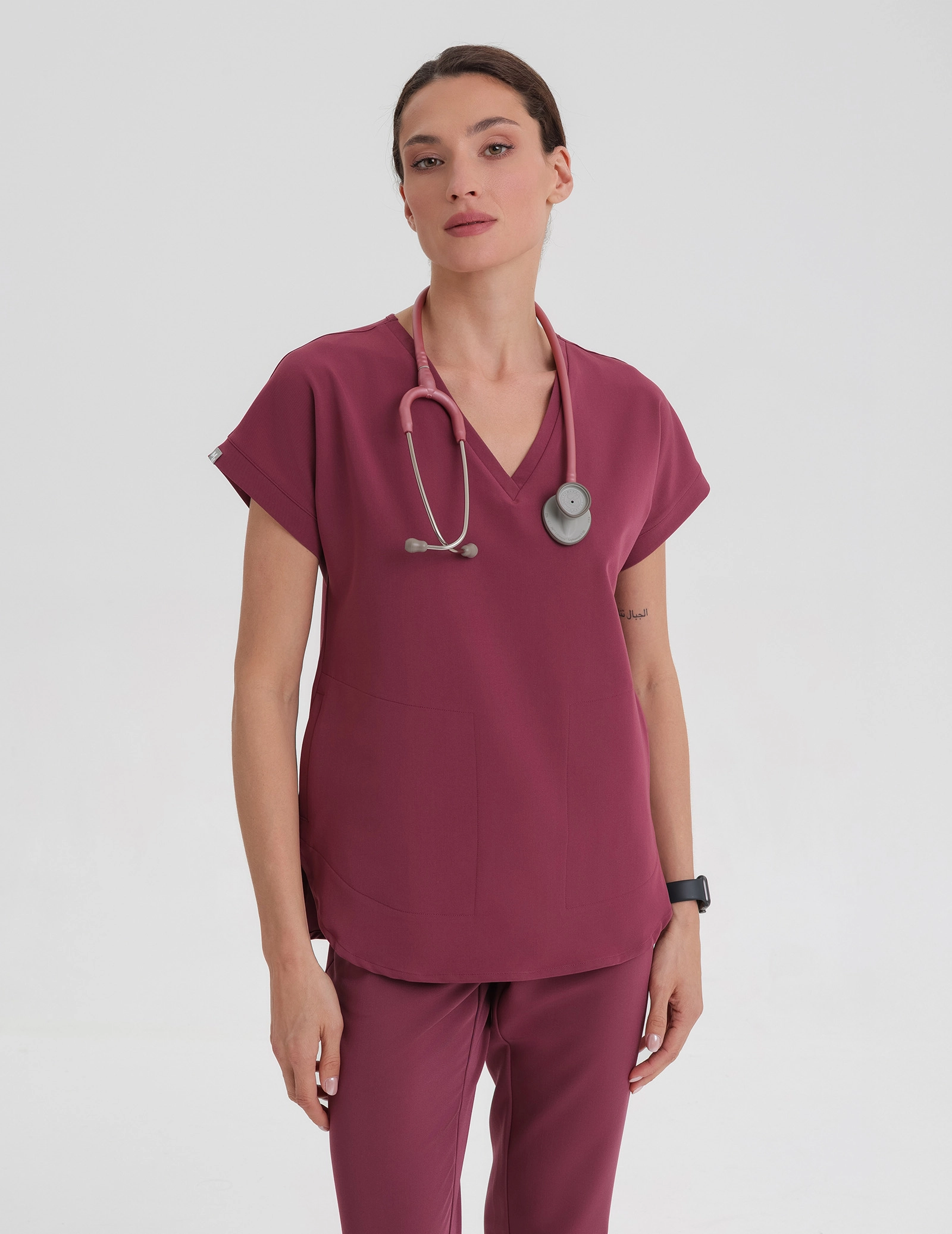 Kendall Scrub Top - MULLED WINE