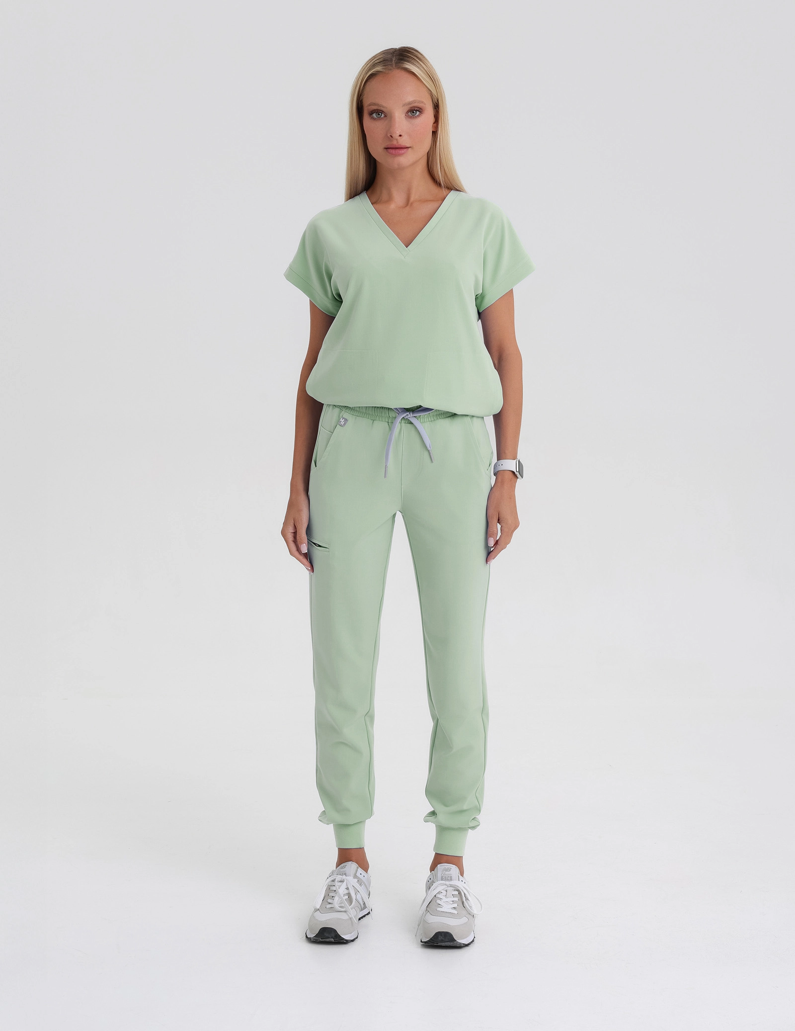 Kendall Scrub Top - MATCHA LATTE