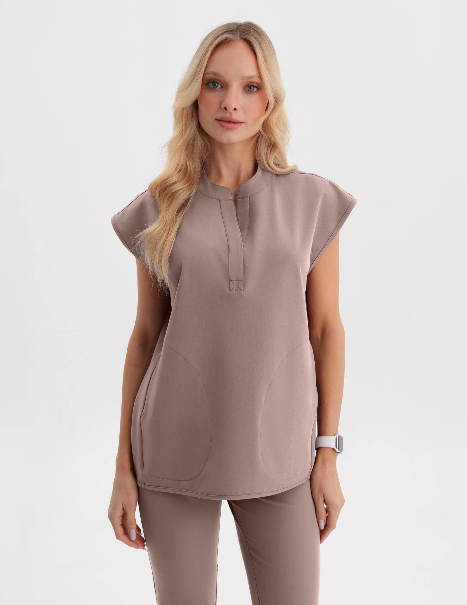 Medical Scrub Top Khloe - BEIGE